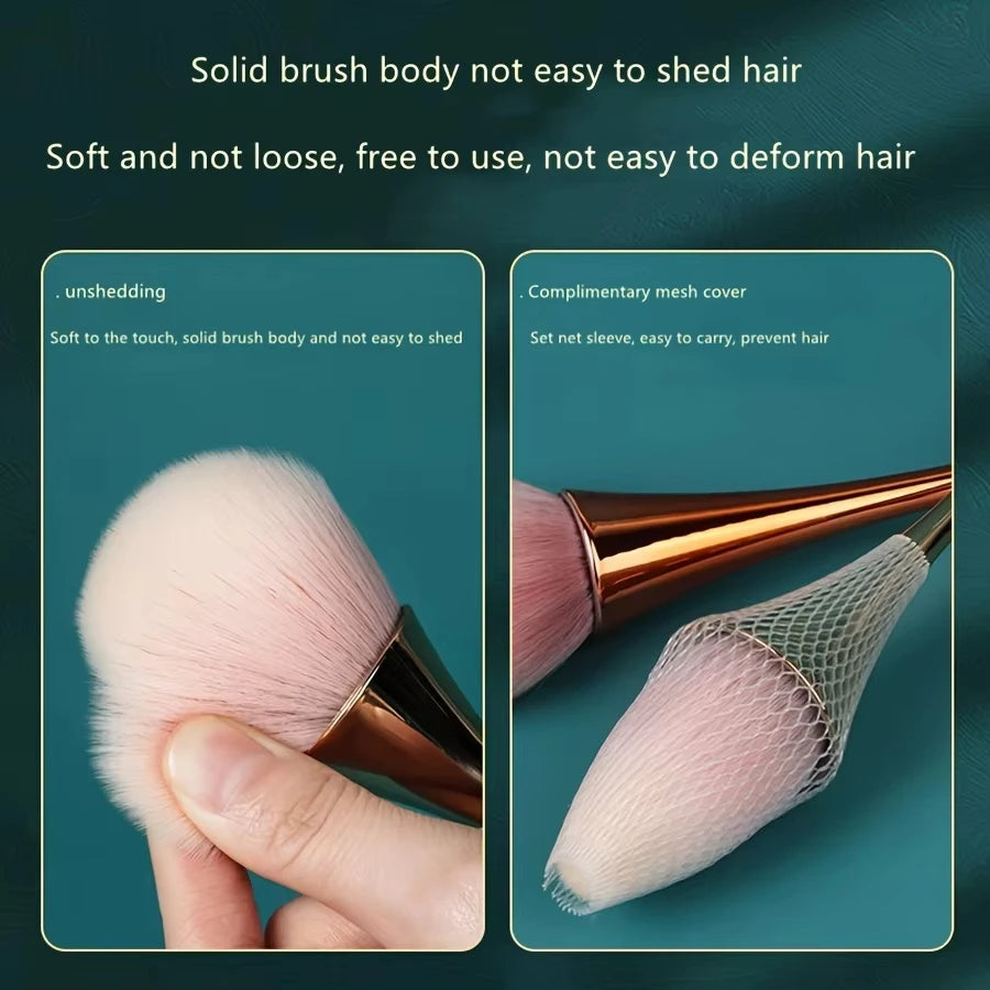 Brocha de Maquillaje en Abanico Oro Rosa — Brocha Suave para Iluminador, Polvos Sueltos y Colorete