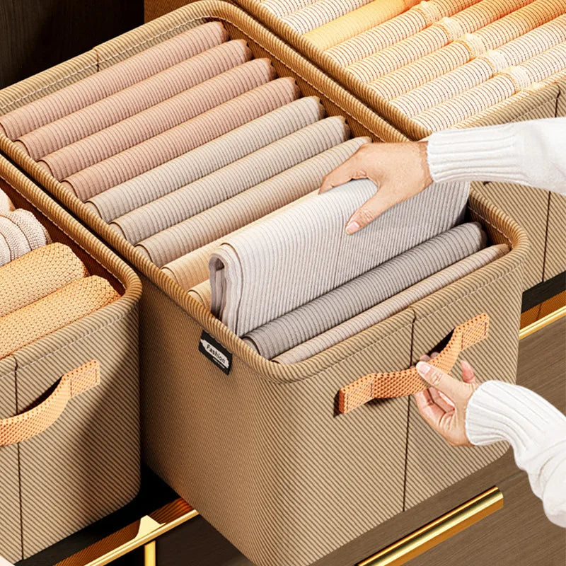 FoldBox – Organizador de Roupa e Camisolas para o Guarda-Roupa