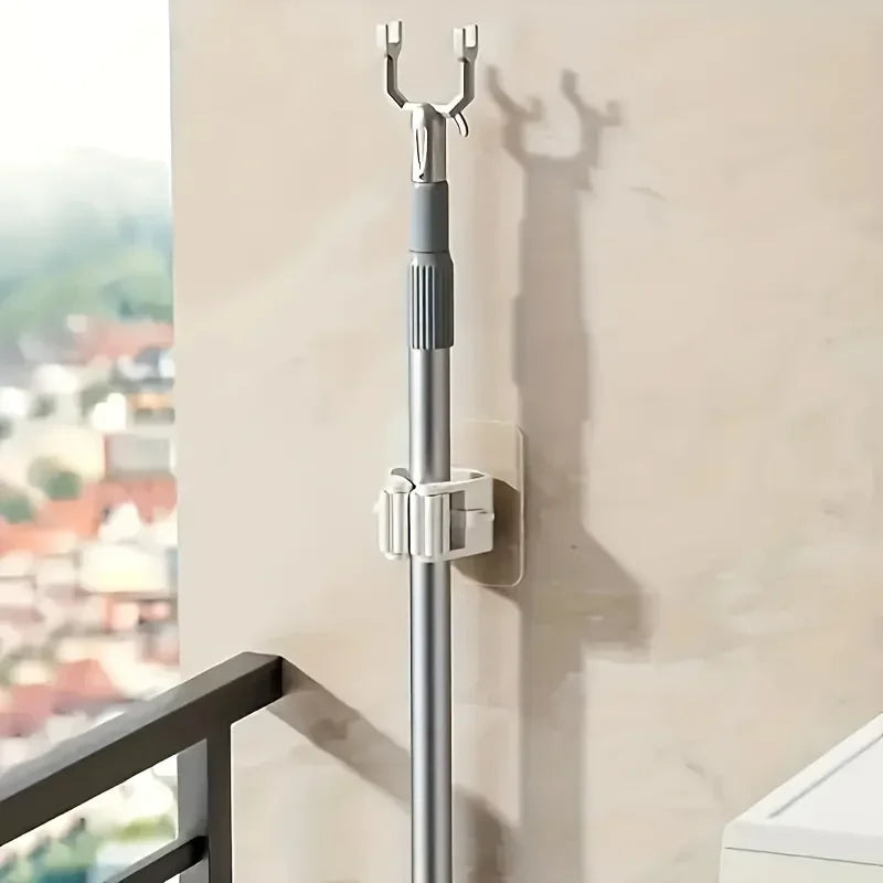 WallHold Mop – Suporte de Parede Autocolante para Vassouras e Esfregonas