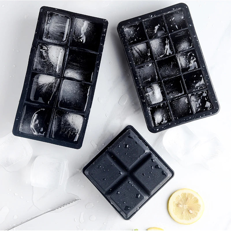 IceSphere – Forma de Silicone para Gelo em Esfera para Whisky