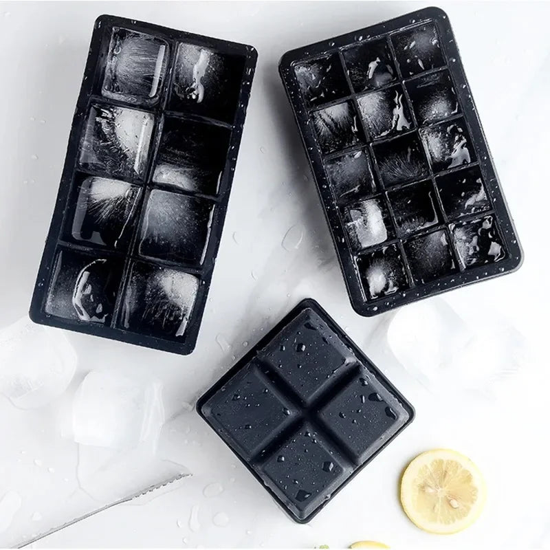 IceMega – Tabuleiro Grande de Silicone para Cubos de Gelo