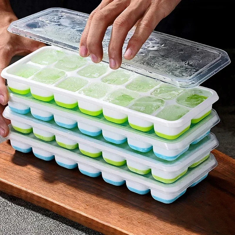 IcePerfect – Tabuleiro de Silicane para Cubos de Gelo com Tampa
