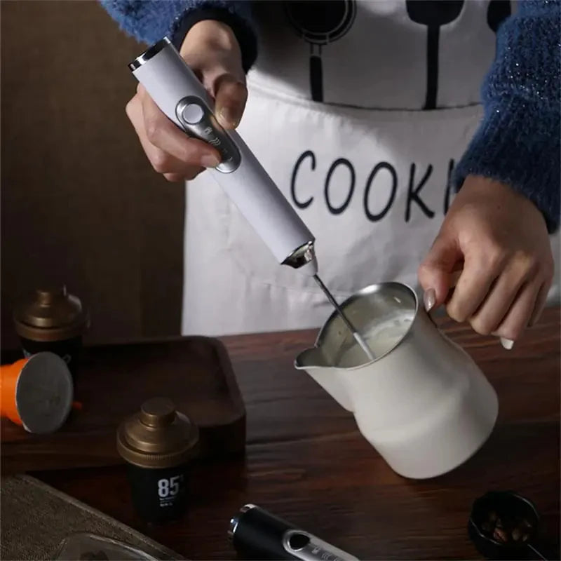 FrothUp – Espumador de Leite Elétrico para Cappuccino e Latte