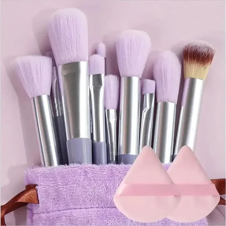 Juego de 13 brochas de maquillaje profesionales — Brochas para base, sombra de ojos, Kabuki y difuminar con bolsa de almacenamiento
