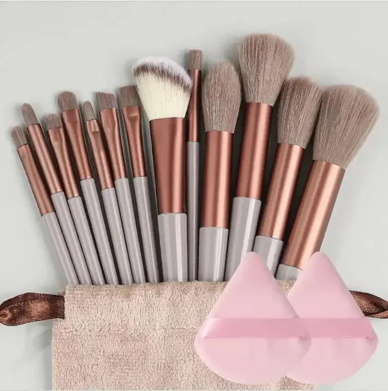 Juego de 13 brochas de maquillaje profesionales — Brochas para base, sombra de ojos, Kabuki y difuminar con bolsa de almacenamiento